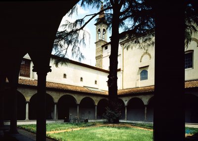 Claustro de San Antonino, siglo XV de Michelozzo di Bartolommeo